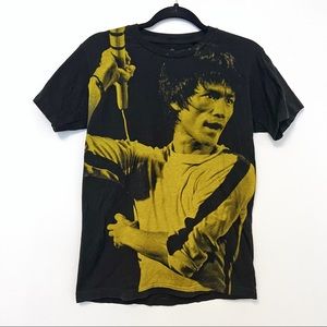 URBAN OUTFITTERS - Bruce Lee Graphic Tee